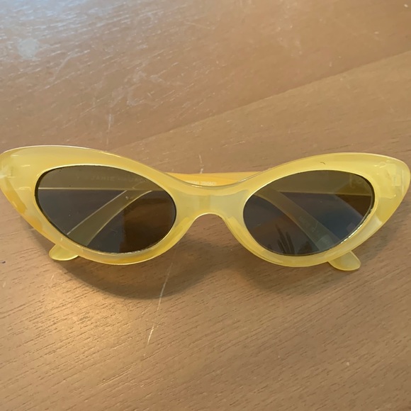 Very gently used Janie & Jack cat eye sunglasses - Picture 1 of 5